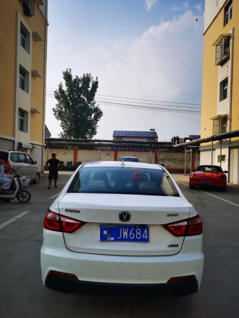 徐州17年长安汽车悦翔V79