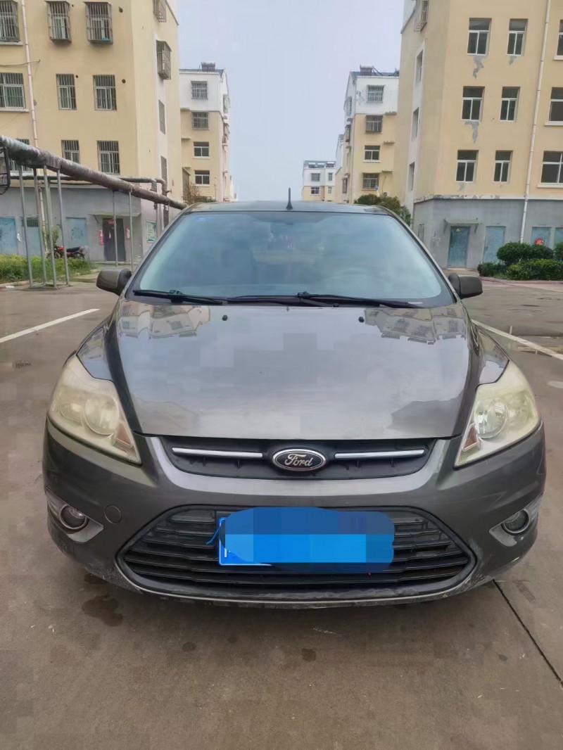 徐州13年福特福克斯4