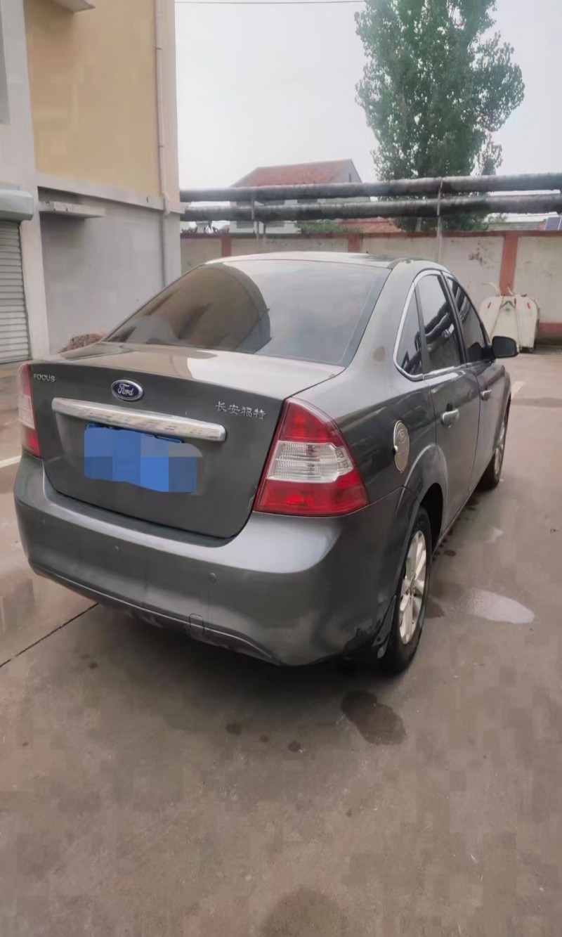 徐州13年福特福克斯3