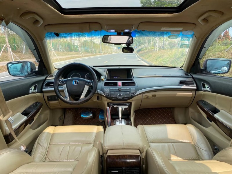 东莞08年本田雅阁6