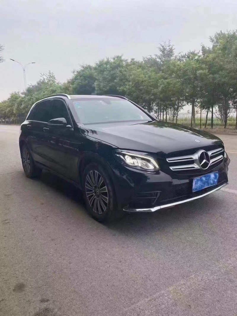济宁17年奔驰GLC2