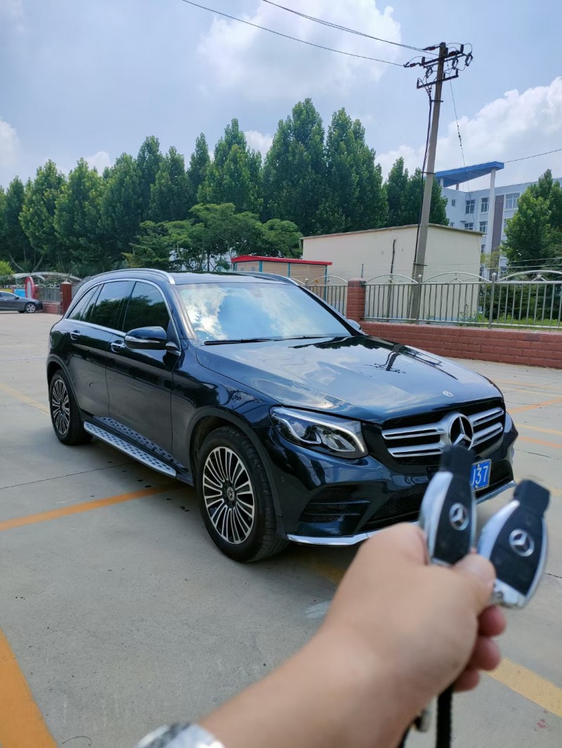 枣庄19年奔驰GLC7