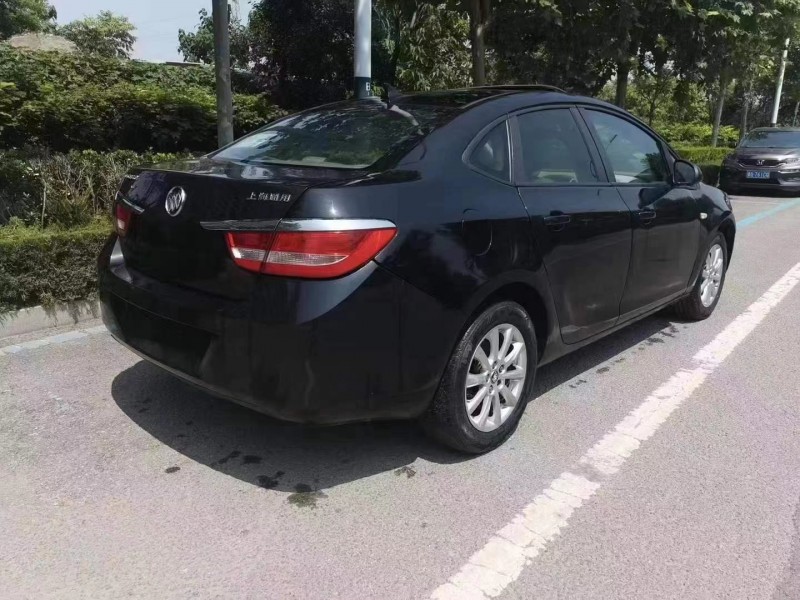 枣庄15年别克英朗6