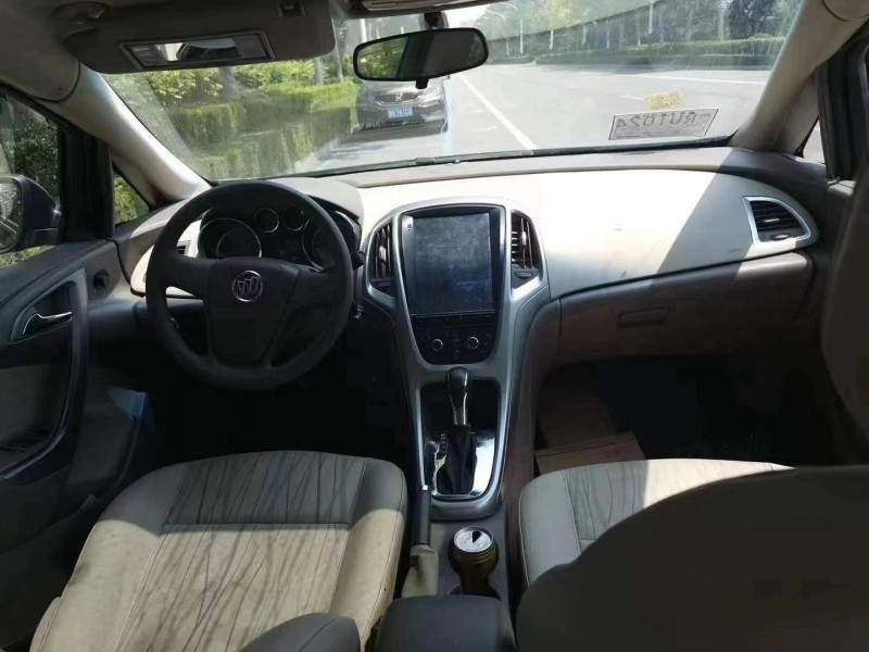 枣庄15年别克英朗7