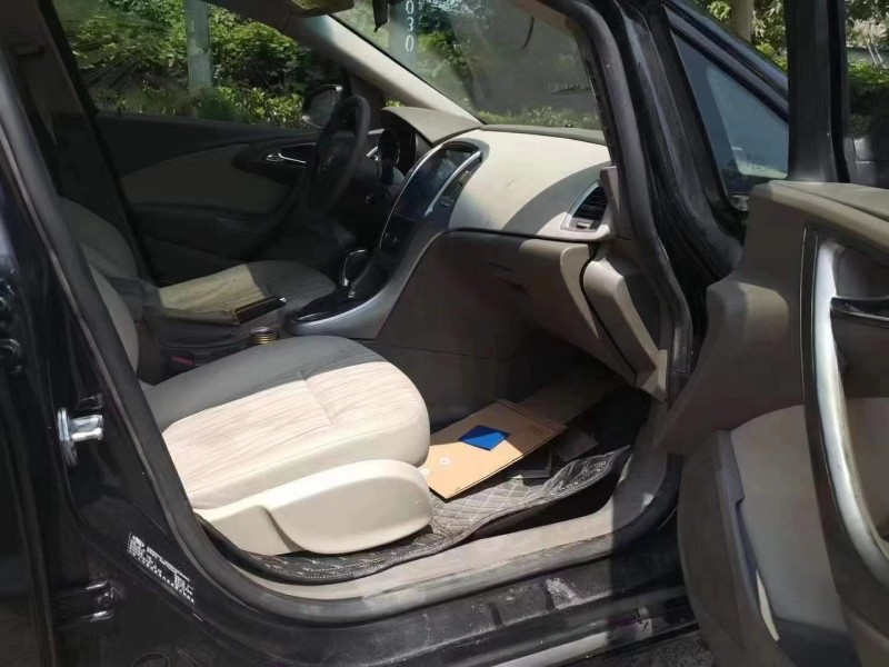 枣庄15年别克英朗8