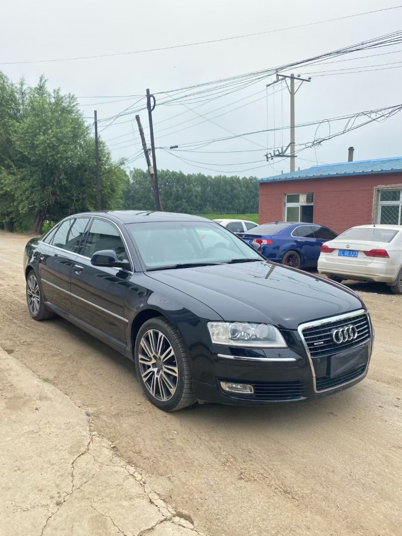 沈陽10年奧迪A8L7