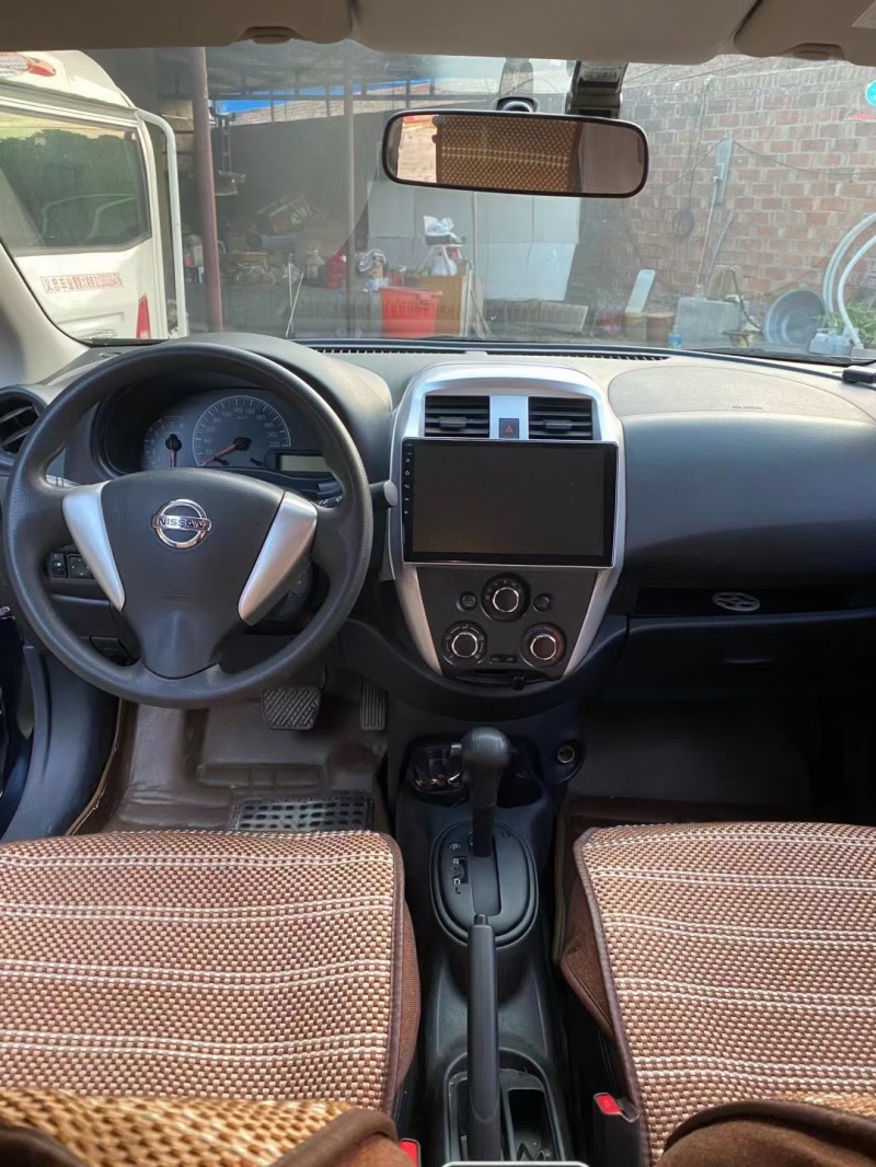 保定14年日产阳光6