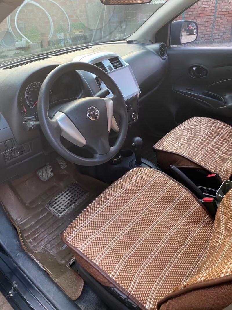 保定14年日产阳光5