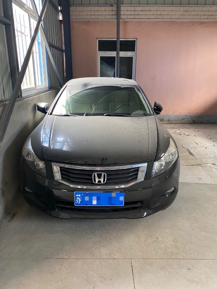 泰州10年本田雅阁6