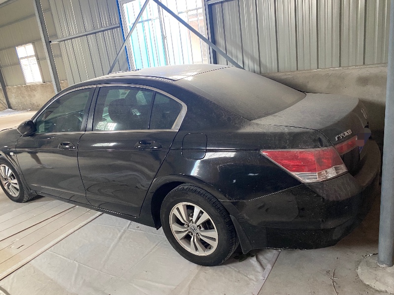 泰州10年本田雅阁4