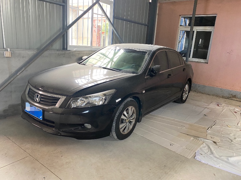 泰州10年本田雅阁5