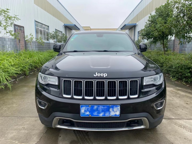 宜昌14年Jeep大切諾基1
