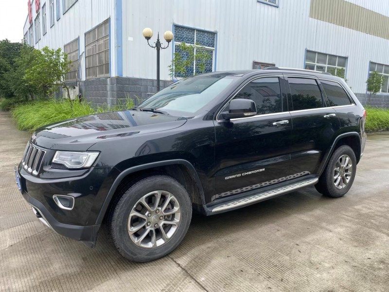 宜昌14年Jeep大切諾基2