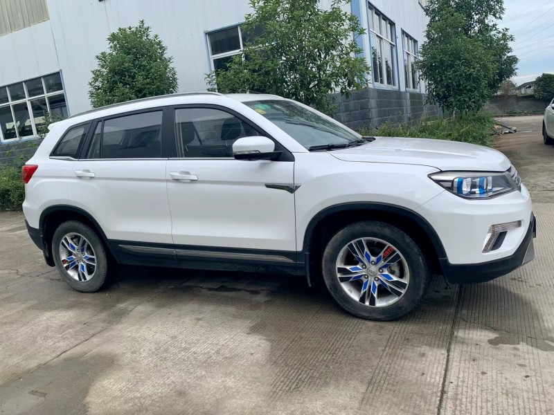 宜昌17年長安汽車CS753