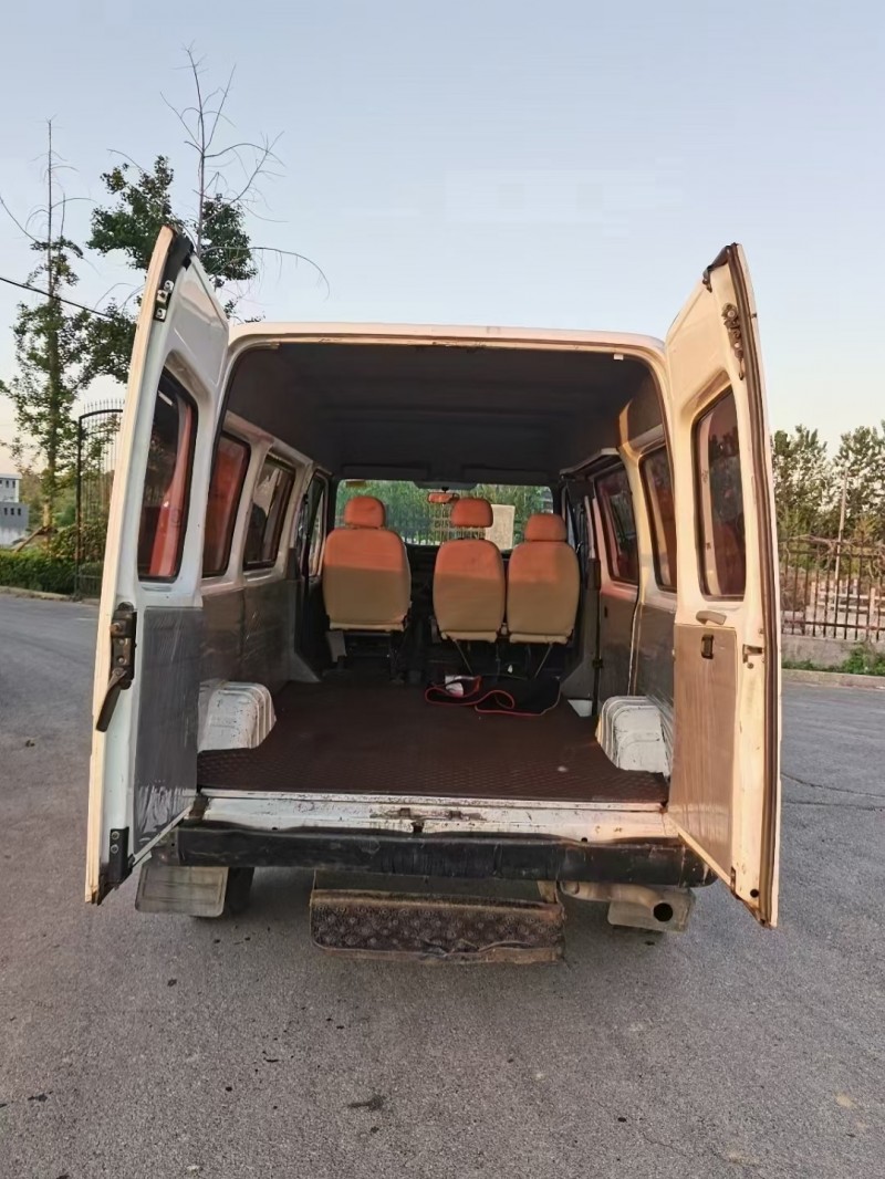 徐州12年福特全顺7