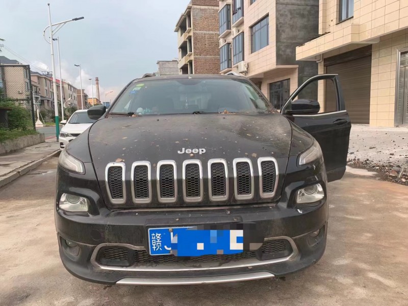 撫州18年Jeep自由光1