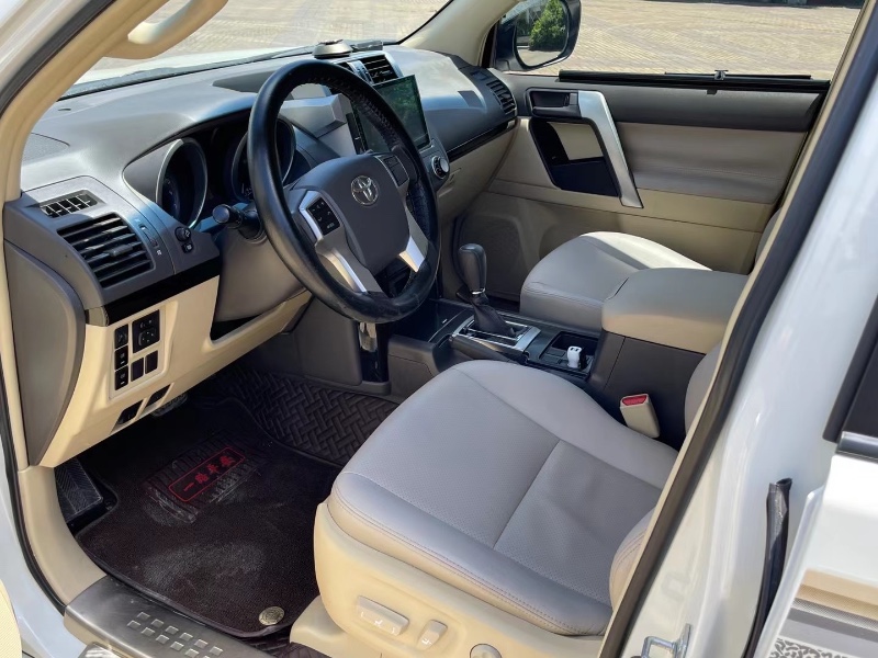 深圳17年丰田普拉多6