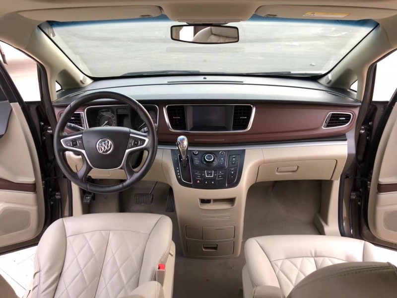 枣庄17年别克GL84