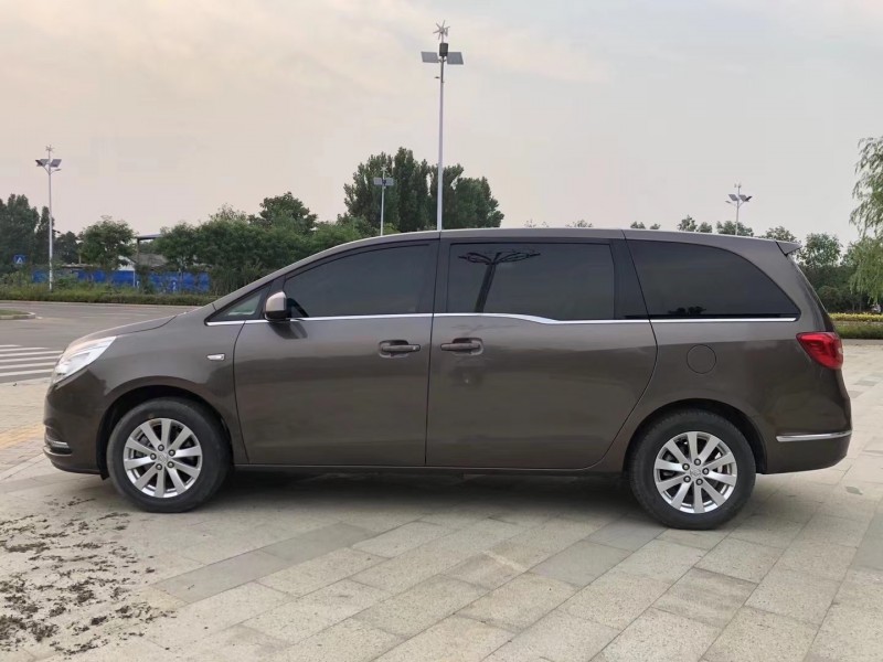 枣庄17年别克GL82