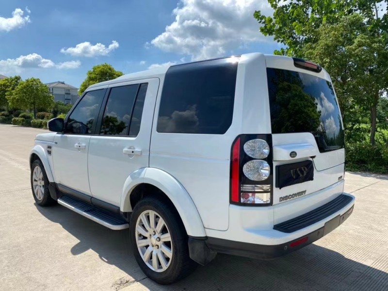 盐城15年路虎发现46