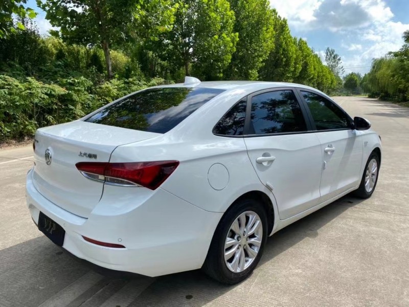 盐城20年别克英朗5