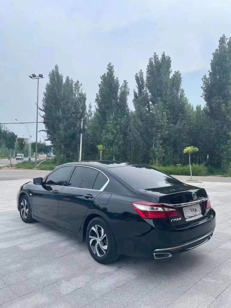 保定17年本田雅阁8