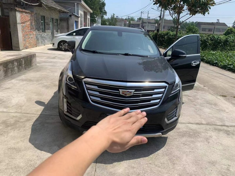 武汉17年凯迪拉克XT57