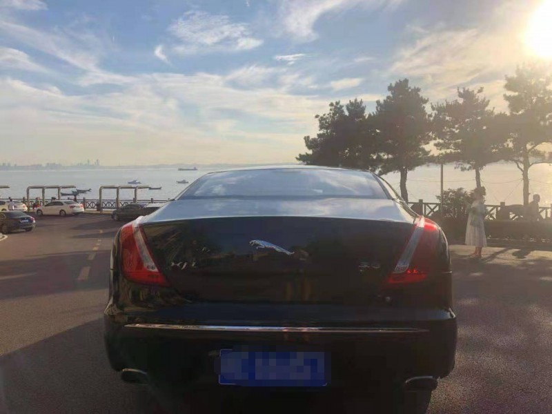松原11年捷豹XJ6