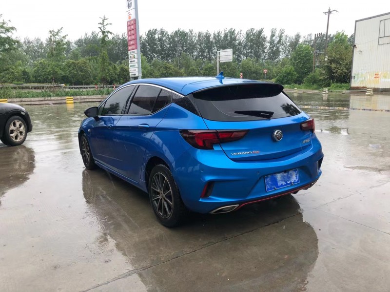 徐州16年别克威朗8