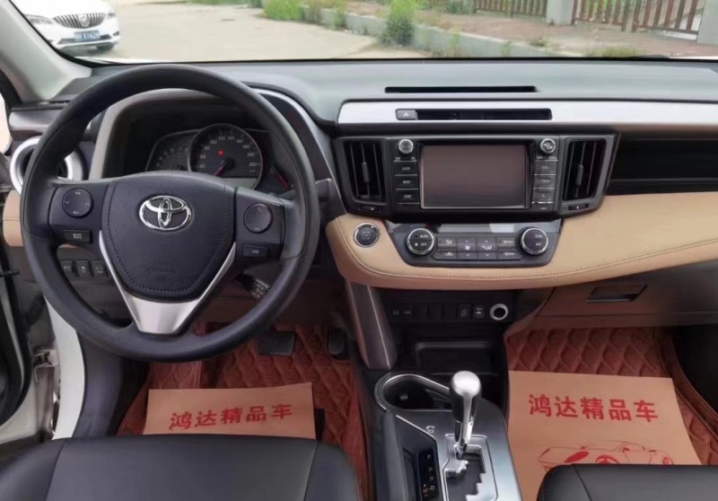江門17年豐田RAV44