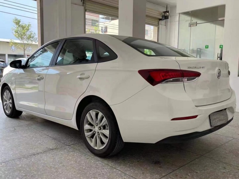 广州21年别克英朗7