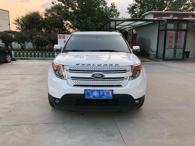徐州14年福特探险者1