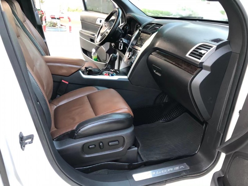 徐州14年福特探险者5