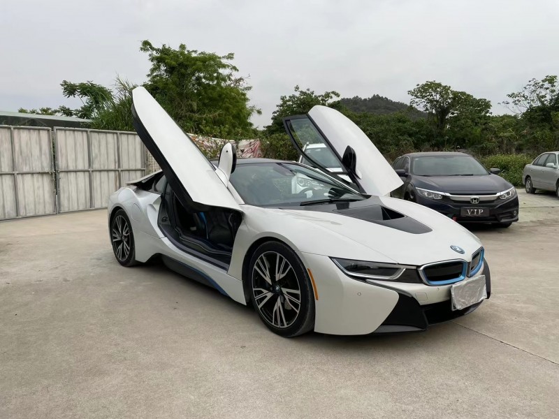 佛山17年宝马i82