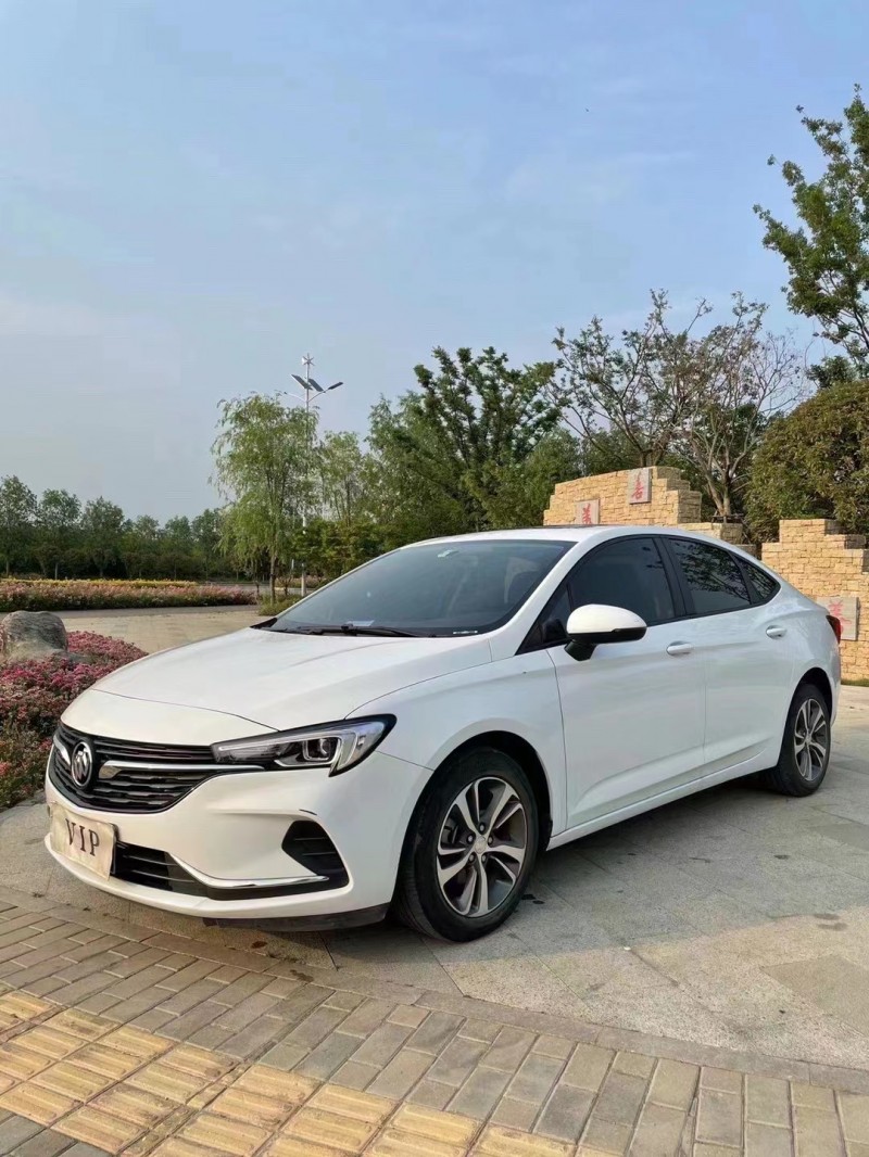 枣庄20年别克威朗2