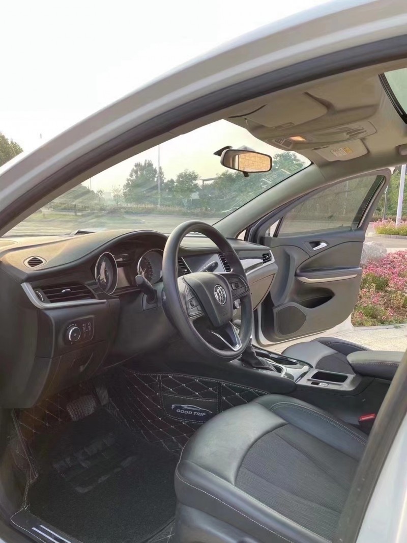 枣庄20年别克威朗6