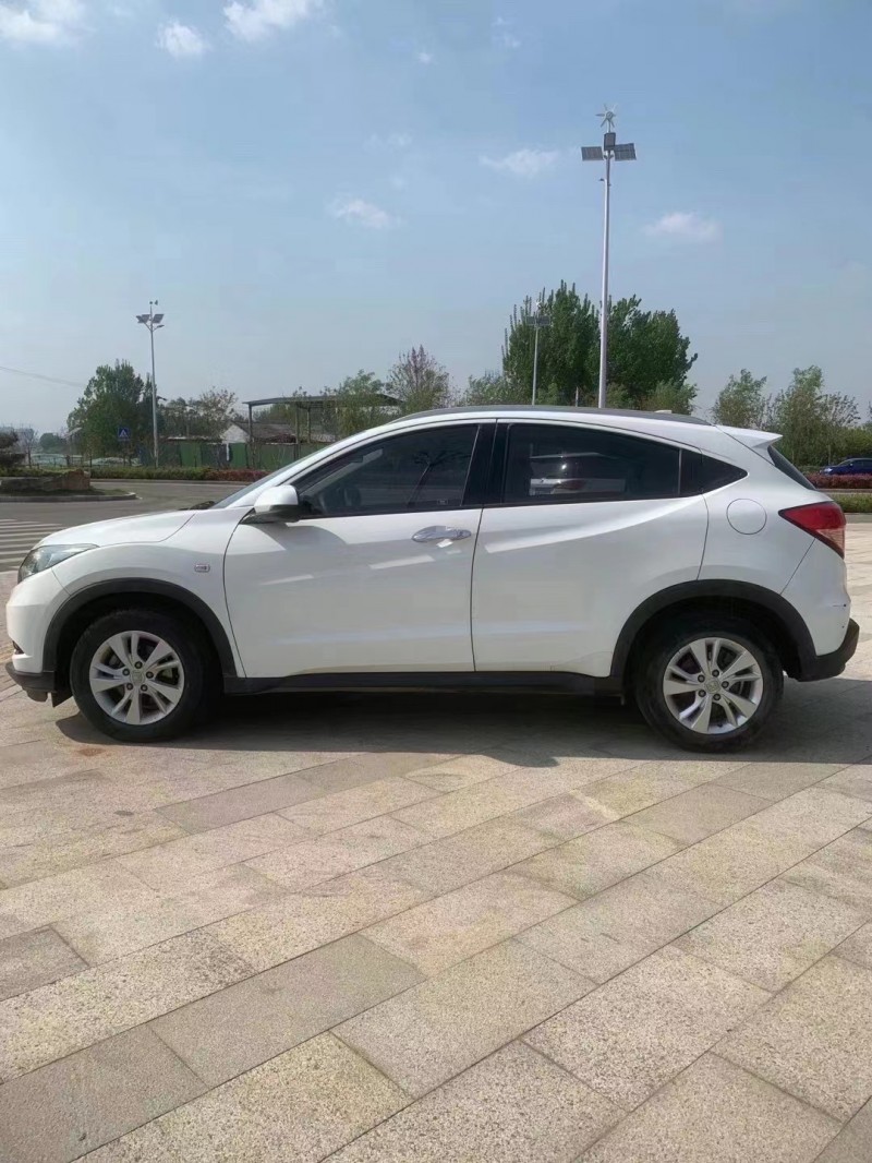 枣庄15年本田缤智3