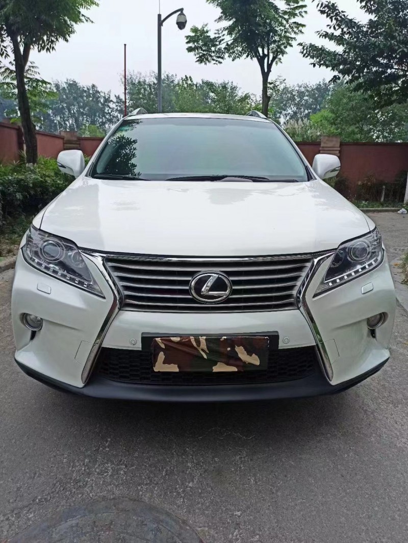 成都13年雷克萨斯RX9