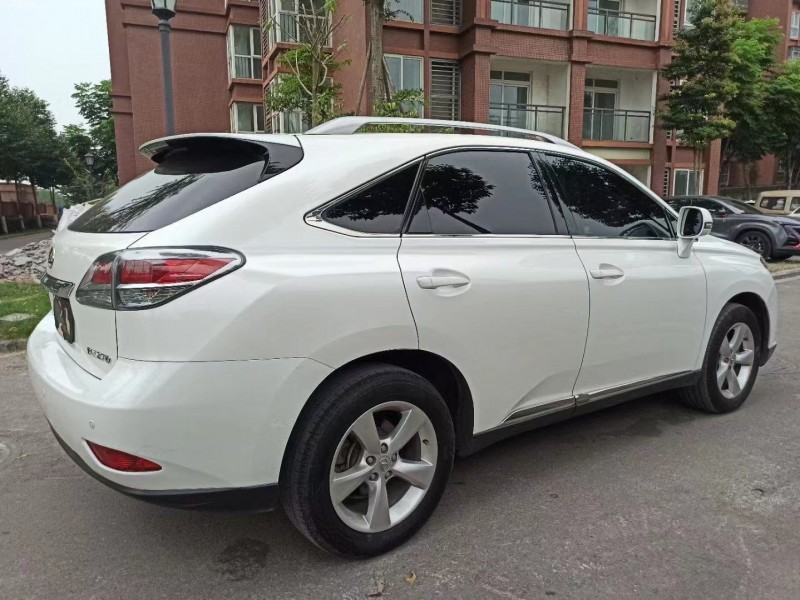 成都13年雷克萨斯RX3