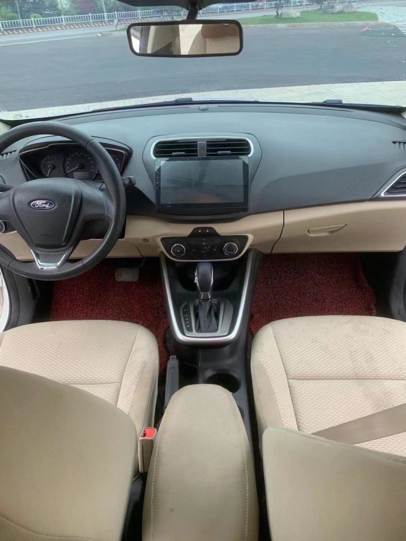 枣庄18年福特福睿斯6
