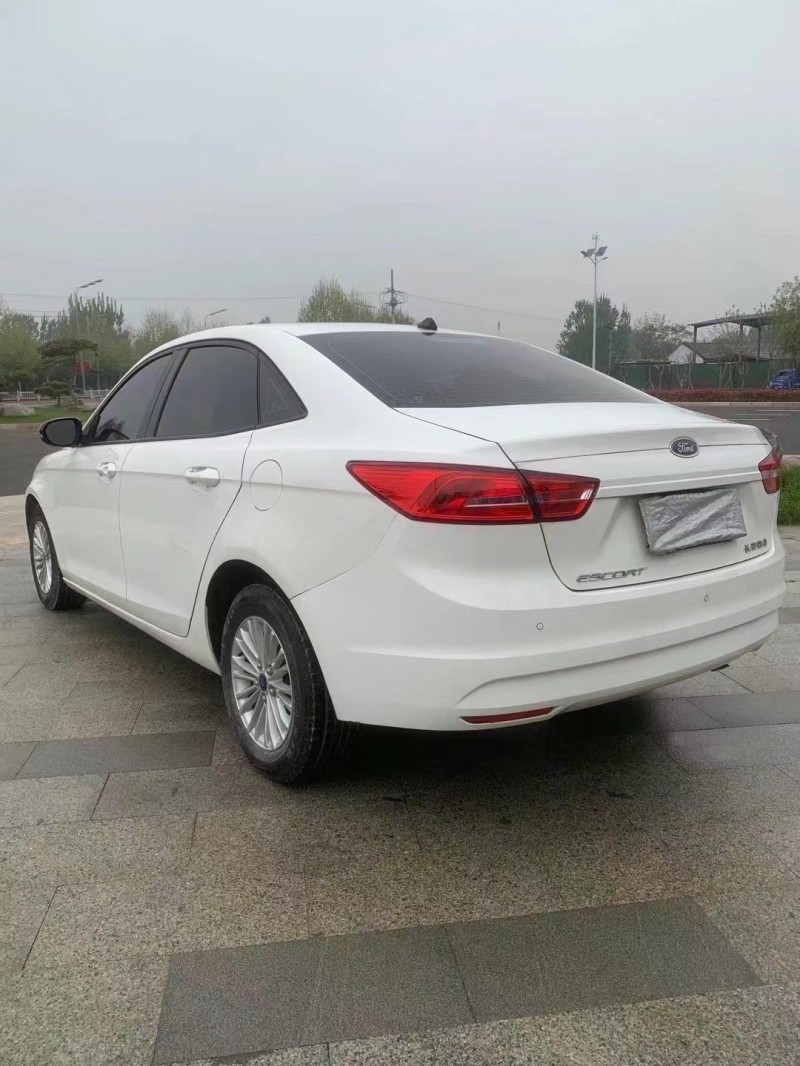 枣庄18年福特福睿斯8