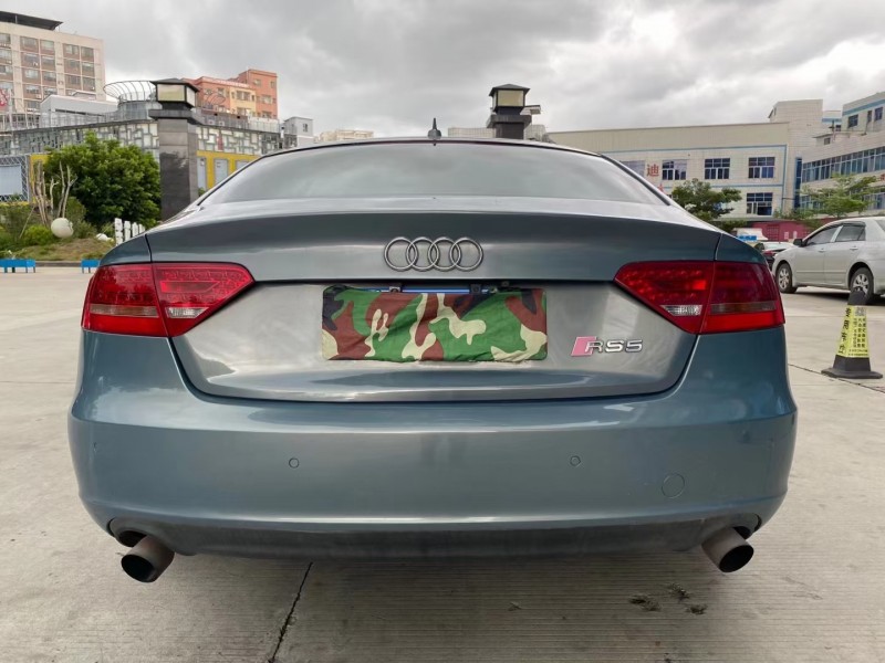 东莞12年奥迪A59