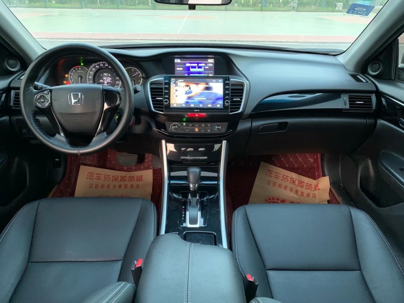 徐州18年本田雅阁9