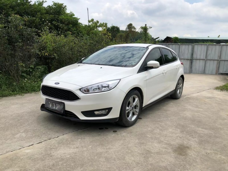 佛山17年福特福克斯3