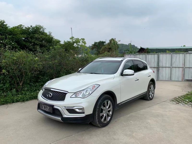佛山17年英菲尼迪QX502