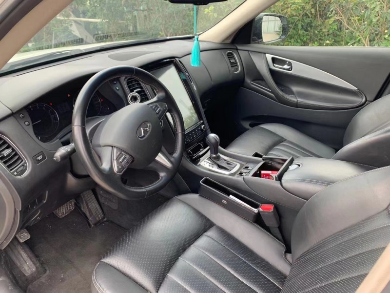 佛山17年英菲尼迪QX505
