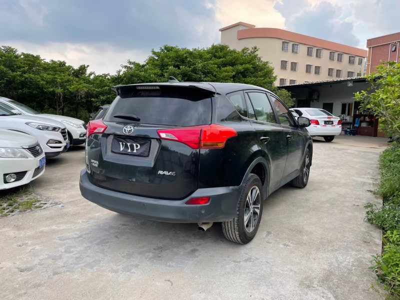 佛山15年丰田RAV4荣放9