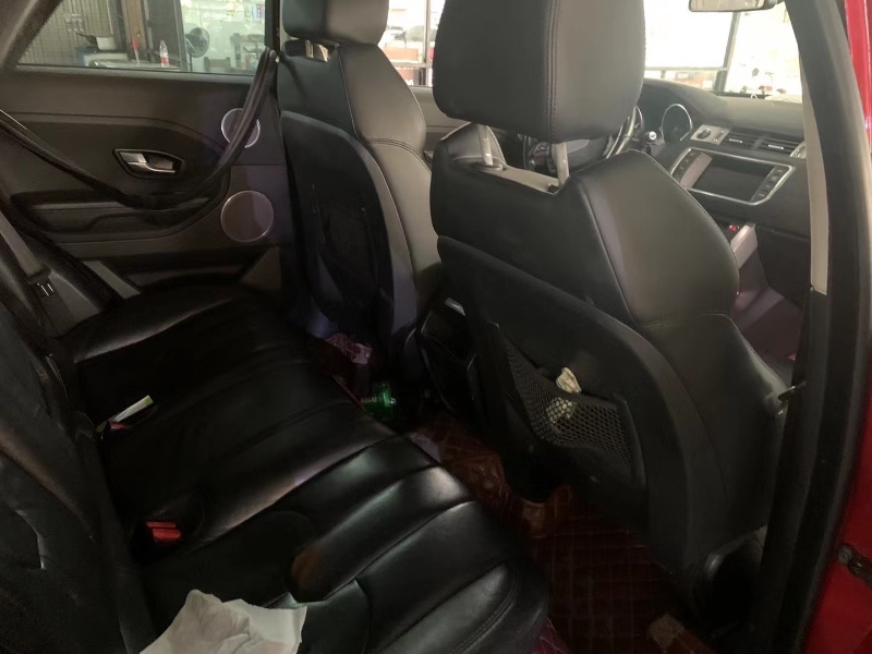 深圳14年路虎极光2