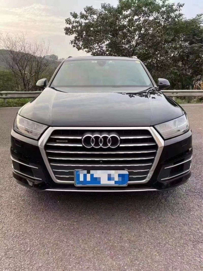 重慶16年奧迪Q71