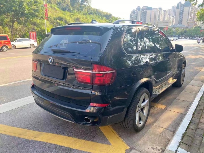 南寧13年寶馬X59